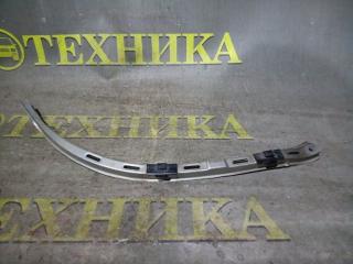 Планка под фары передняя правая Toyota Mark II