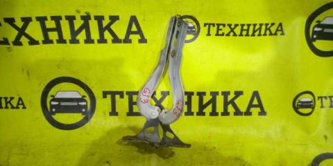 Запчасть кронштейн капота Honda Partner