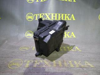 Запчасть корпус воздушного фильтра Mitsubishi Grandis