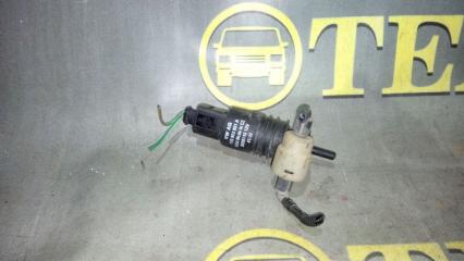 Запчасть мотор омывателя Volkswagen Golf