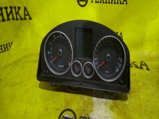 Панель приборов Volkswagen Jetta