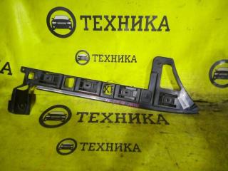 Запчасть кронштейн бампера задний правый Volkswagen Passat