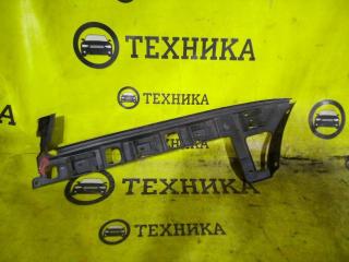 Кронштейн бампера задний правый Passat B6 3C2