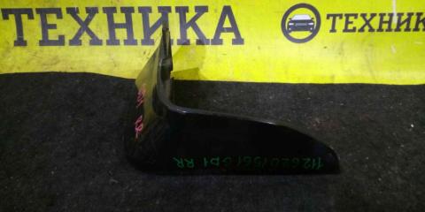 Брызговик задний правый Honda Fit 2004