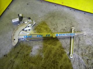 Запчасть стеклоподъемник передний правый Suzuki SX4