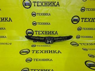 Решетка радиатора Honda Fit 2001