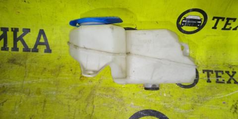 Запчасть бачок омывателя Audi A4