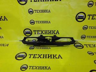 Запчасть решетка радиатора Honda HR-V 1998