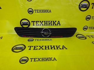 Запчасть решетка радиатора Opel Astra 1 998