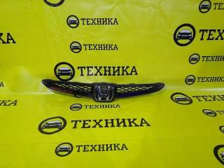 Решетка радиатора Honda Fit 2001