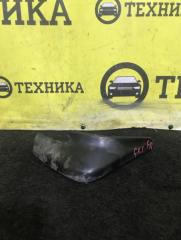 Запчасть брызговик передний правый Honda Mobilio Spike