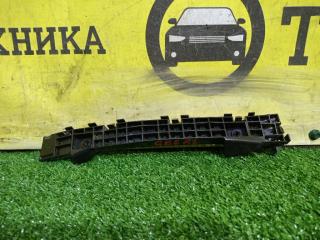 Кронштейн бампера задний левый Honda Fit