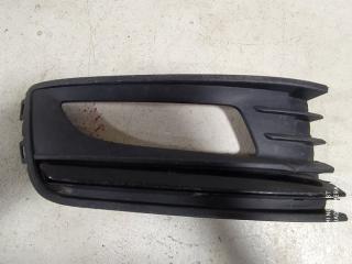 Накладка противотуманной фары правая VOLKSWAGEN POLO Б/У Накладка противотуманной фары правая VOLKSWAGEN POLO