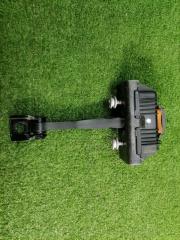 Ограничитель двери передний левый BMW X5 2007-2014 Б/У Ограничитель двери передний левый BMW X5 2007-2014