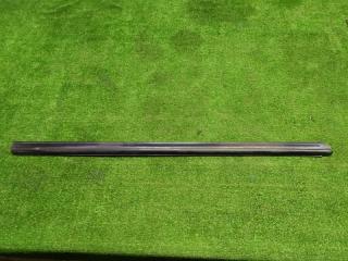 Запчасть молдинг  двери FORD MAVERICK 2006