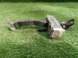 Ограничитель двери задний левый TOYOTA COROLLA 2006 Б/У Ограничитель двери задний левый TOYOTA COROLLA 2006