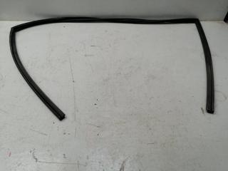 Уплотнитель стекла двери передний левый CIVIC 5D 2006-2012 5D