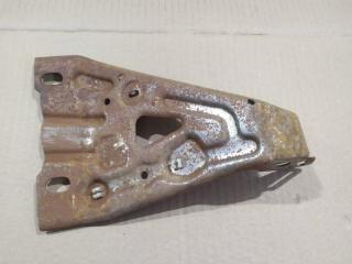 Фото запчасти кронштейн FORD FOCUS 2006 Б/У запчасть Запчасть кронштейн FORD FOCUS 2006