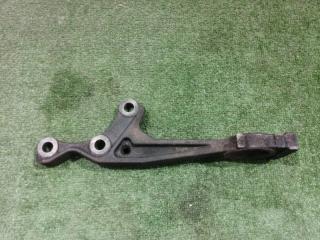 Кронштейн передний TOYOTA LAND CRUISER PRADO 2013