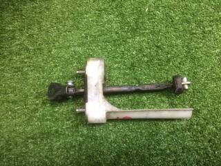 Ограничитель двери передний правый LEXUS RX 2010 Б/У Ограничитель двери передний правый LEXUS RX 2010