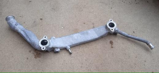 Фото запчасти шланг системы охлаждения SUBARU OUTBACK 2003-2009 Б/У запчасть Запчасть шланг системы охлаждения SUBARU OUTBACK 2003-2009