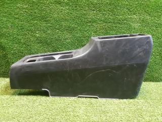 Фото запчасти подлокотник MITSUBISHI LANCER 9 2008 Б/У запчасть Запчасть подлокотник MITSUBISHI LANCER 9 2008
