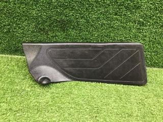 Фото запчасти накладка (кузов внутри) PEUGEOT 308 2008 Б/У запчасть Запчасть накладка (кузов внутри) PEUGEOT 308 2008