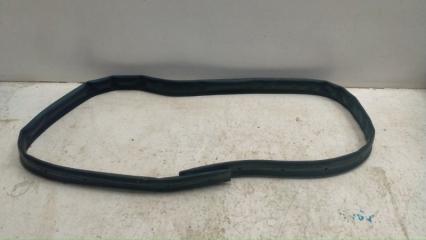 Запчасть уплотнитель SKODA KODIAQ 2017>
