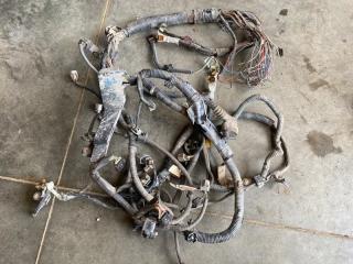 Запчасть проводка моторного отсека TOYOTA RAV4 2014