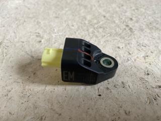 Запчасть датчик задний правый TOYOTA CAMRY 2016