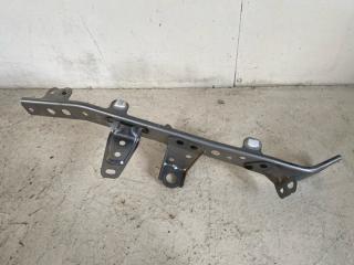 Кронштейн правый TOYOTA CAMRY 2016