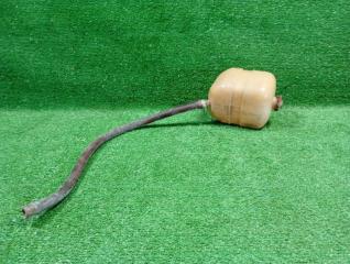 Фото запчасти бачок расширительный LADA 2107 Б/У запчасть Запчасть бачок расширительный LADA 2107