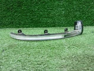 Запчасть повторитель поворота в зеркало передний правый JETTA VS5