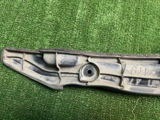 Пыльник крыла передний правый CAMRY 2017 2AR-FE