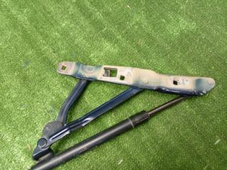 Петля крышки багажника правая 5-series E39