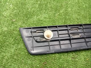 Накладка порога (внутренняя) задняя правая CAMRY 2017 2AR-FE