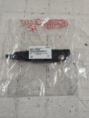 Запчасть кронштейн новый передний правый KIA CEED 2 2012-2018