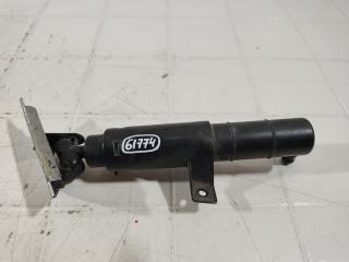 Фото запчасти форсунка омывателя правая JAGUAR XF 2007-2011 Б/У запчасть Запчасть форсунка омывателя правая JAGUAR XF 2007-2011