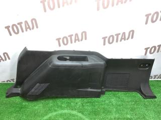 Обшивка багажника правая Infiniti QX56 2005