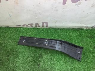 Накладка на порог задняя правая QX56 2004 JA60 VK56DE Накладка на порог задняя правая QX56 2004 JA60 VK56DE