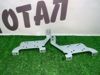 Запчасть крепление магнитофона HONDA FREED 2017