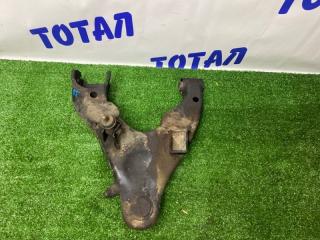 Рычаг передний правый TOYOTA LAND CRUISER CYGNUS 2000