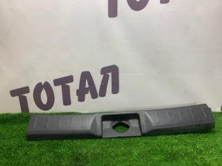 Фото запчасти планка под замок багажника SUZUKI HUSTLER 2014 контрактная запчасть Запчасть планка под замок багажника SUZUKI HUSTLER 2014