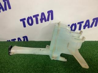 Бачок омывателя TOYOTA IST 2008 контрактная Бачок омывателя TOYOTA IST 2008
