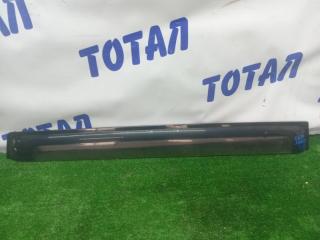 Запчасть ветровик задний правый TOYOTA ISIS 2010