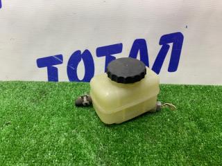 Бачок для тормозной жидкости TOYOTA WISH 2004