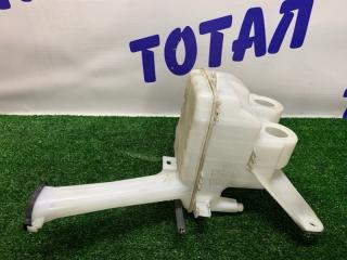 Бачок омывателя TOYOTA VITZ 2010 Б/У Бачок омывателя TOYOTA VITZ 2010