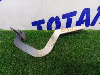 Фото запчасти петля капота правая MAZDA PROCEED MARVIE 1997 контрактная запчасть Запчасть петля капота правая MAZDA PROCEED MARVIE 1997