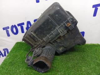 Корпус воздушного фильтра TOYOTA HARRIER 2008