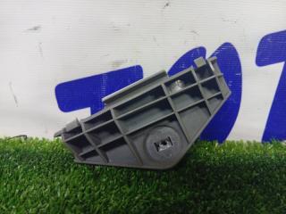 Запчасть крепление бампера заднее левое TOYOTA IPSUM 2008